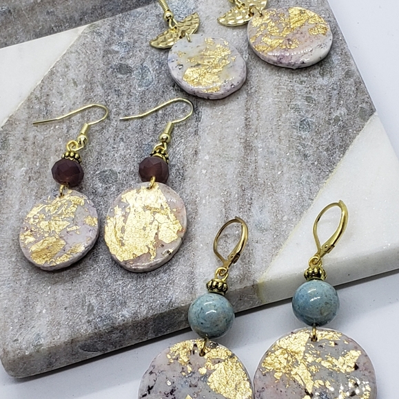 Acrylic coated clay oval earrings - Picture 3 of 6